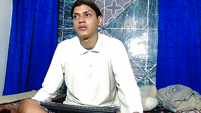 Snapshot of Samuelsince chatting on October 2025 05:44:02 AM Samuelsince online show from October 2025 05:44:02 AM