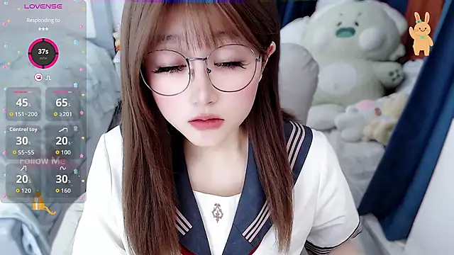 Snapshot of Sweet-18wanwan chatting on April 2026 04:08:01 PM Sweet-18wanwan online show from April 2026 04:08:01 PM