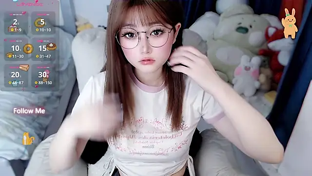Snapshot of Sweet-18wanwan chatting on April 2026 04:15:02 AM Sweet-18wanwan online show from April 2026 04:15:02 AM