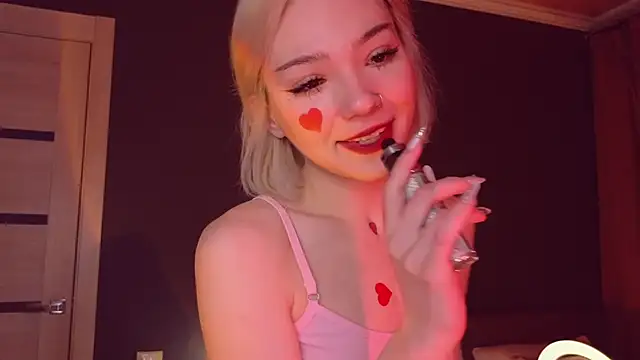 Snapshot of SandraBoyl chatting on February 2025 04:01:01 AM SandraBoyl online show from February 2025 04:01:01 AM