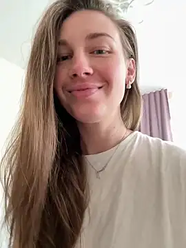 Snapshot of JasminJames chatting on June 2026 09:13:01 AM JasminJames online show from June 2026 09:13:01 AM