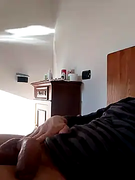 Snapshot of Anastasio33 chatting on January 2025 09:13:01 AM Anastasio33 online show from January 2025 09:13:01 AM