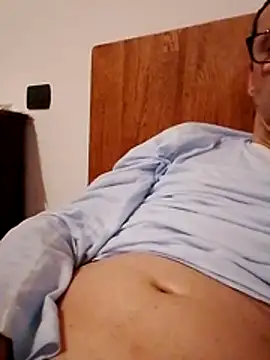 Snapshot of Anastasio33 chatting on October 2025 07:08:01 PM Anastasio33 online show from October 2025 07:08:01 PM