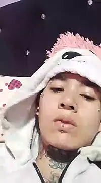 Snapshot of bad_couple_sex chatting on January 2025 01:33:01 AM bad couple sex online show from January 2025 01:33:01 AM