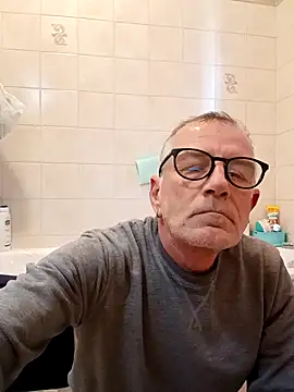 Gipy66 online show from March 2026 01:51:02 PM