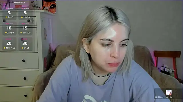 Snapshot of pawpaws chatting on May 2026 09:03:02 AM pawpaws online show from May 2026 09:03:02 AM