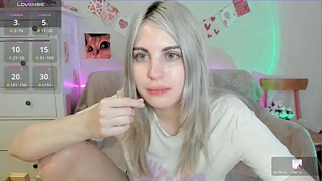 Snapshot of pawpaws chatting on May 2026 07:57:02 AM pawpaws online show from May 2026 07:57:02 AM
