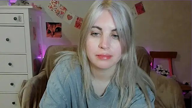 Snapshot of pawpaws chatting on May 2026 10:36:01 AM pawpaws online show from May 2026 10:36:01 AM