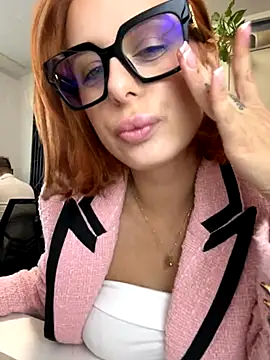 Hii Lolla online show from September 2025 06:06:02 AM