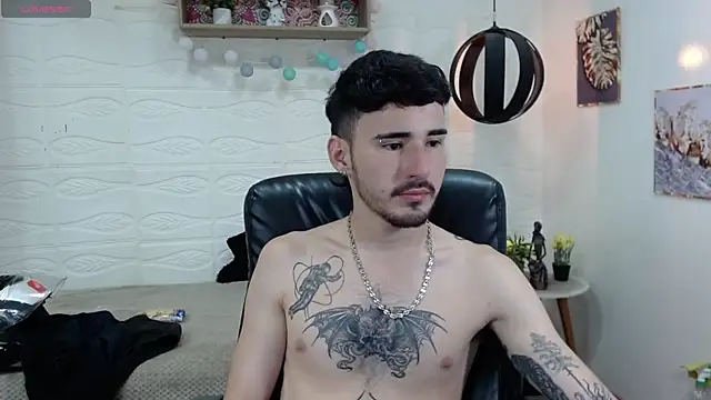 DmitriSanders online show from February 2025 05:42:01 PM