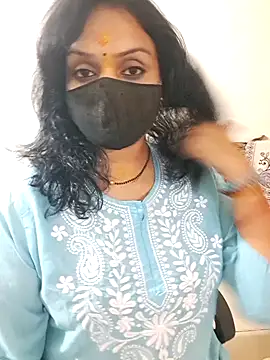 Snapshot of khushikhushi chatting on January 2025 10:53:02 AM khushikhushi online show from January 2025 10:53:02 AM