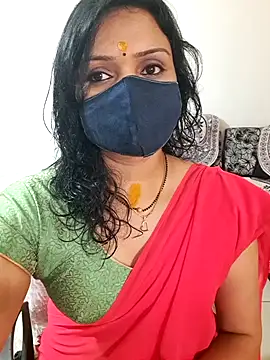 Snapshot of khushikhushi chatting on January 2025 07:03:01 AM khushikhushi online show from January 2025 07:03:01 AM