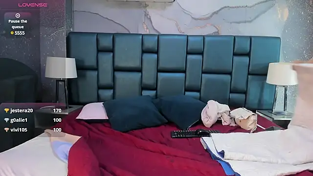 Nahomi Wild online show from February 2025 02:07:01 AM