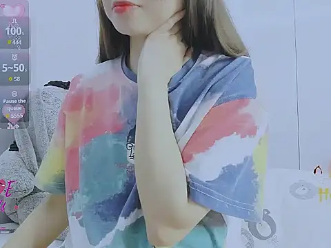 Linh diudang online show from November 2025 02:50:02 AM