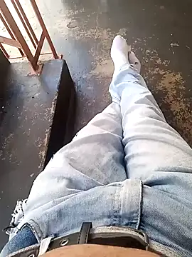 dredre1069 online show from December 2024 05:11:01 PM