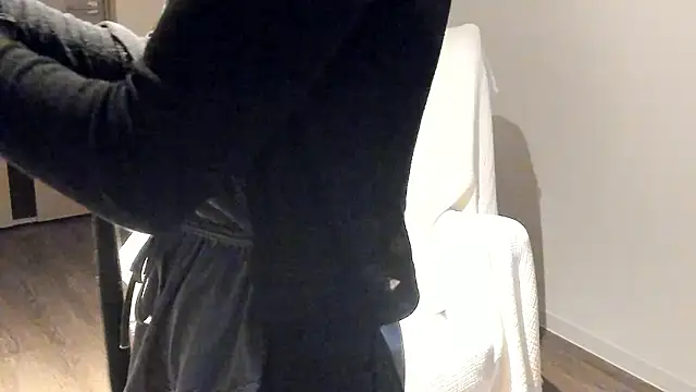 Lily 0000 online show from February 2026 04:11:02 PM