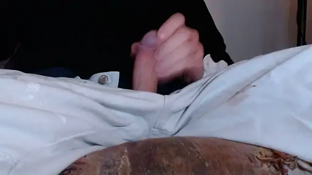 Snapshot of Cordt30 chatting on November 2025 10:23:02 PM Cordt30 online show from November 2025 10:23:02 PM