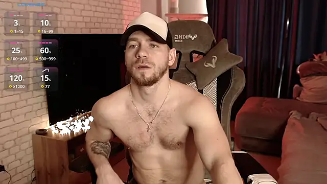 Snapshot of LeoPaulini chatting on March 2025 11:39:02 AM LeoPaulini online show from March 2025 11:39:02 AM