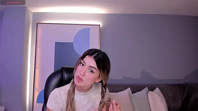 Snapshot of PaulinaSantos_ chatting on March 2025 07:17:01 PM PaulinaSantos  online show from March 2025 07:17:01 PM