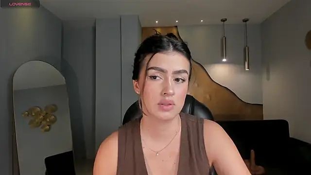 Snapshot of PaulinaSantos_ chatting on May 2026 06:26:01 PM PaulinaSantos online show from May 2026 06:26:01 PM