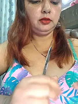 Snapshot of Dianaa9 chatting on April 2026 09:45:01 AM Dianaa9 online show from April 2026 09:45:01 AM