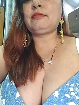 Snapshot of Dianaa9 chatting on May 2026 06:38:01 PM Dianaa9 online show from May 2026 06:38:01 PM