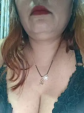 Snapshot of Dianaa9 chatting on May 2026 08:30:01 AM Dianaa9 online show from May 2026 08:30:01 AM