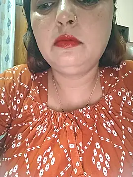 Snapshot of Dianaa9 chatting on May 2026 11:48:01 AM Dianaa9 online show from May 2026 11:48:01 AM