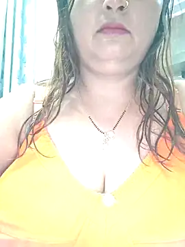 Snapshot of Dianaa9 chatting on May 2026 07:04:01 AM Dianaa9 online show from May 2026 07:04:01 AM