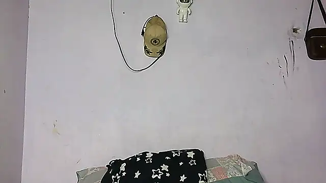 PRINSES24-7 online show from February 2026 01:50:02 PM