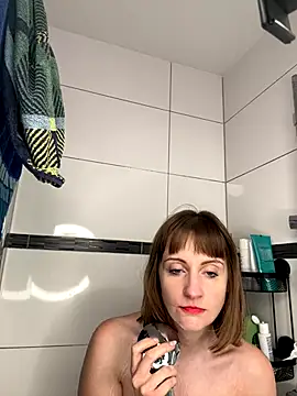 Snapshot of victoirenextdoor chatting on December 2024 02:17:01 PM victoirenextdoor online show from December 2024 02:17:01 PM