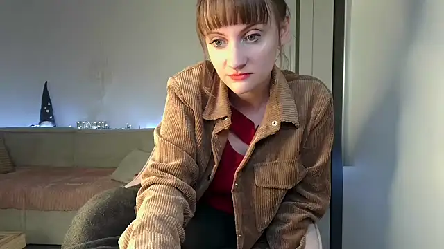 Snapshot of victoirenextdoor chatting on December 2024 05:10:01 PM victoirenextdoor online show from December 2024 05:10:01 PM