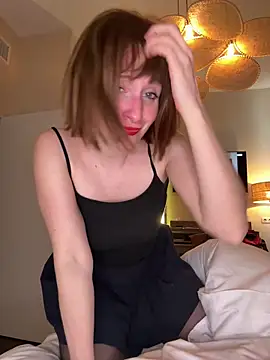 Snapshot of victoirenextdoor chatting on March 2025 01:07:02 PM victoirenextdoor online show from March 2025 01:07:02 PM