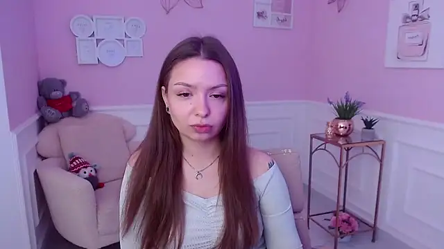 LucySkilar online show from January 2025 10:52:01 AM