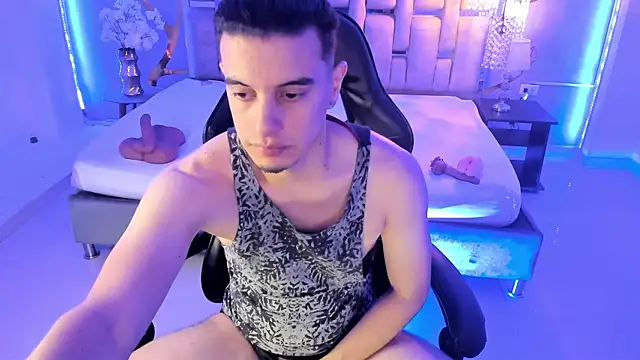 Maximo   online show from November 2025 09:17:02 PM