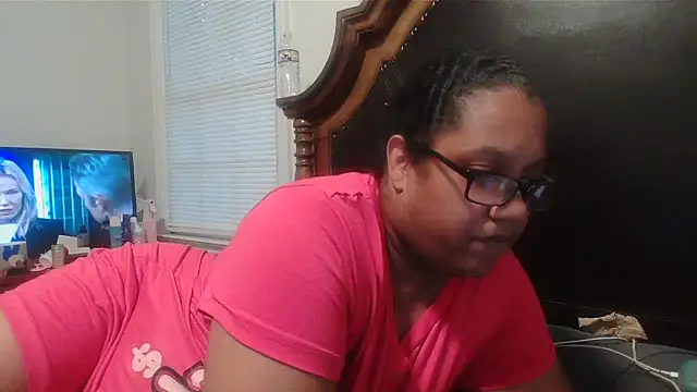 ebonyred online show from September 2025 10:45:02 PM