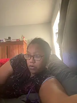 ebonyred online show from November 2025 03:05:01 PM