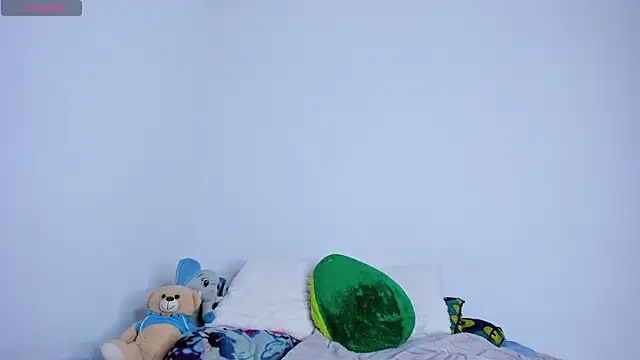 cheryl blossom69 online show from November 2025 02:43:02 AM