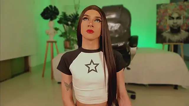 Taylor  foxxx online show from December 2024 07:09:01 AM