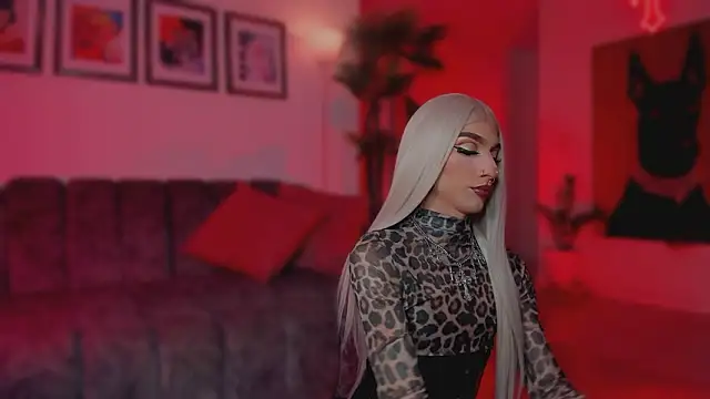 Taylor  foxxx online show from March 2026 01:10:01 AM