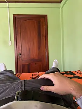 Snapshot of bwcalexander chatting on February 2026 08:09:02 PM bwcalexander online show from February 2026 08:09:02 PM