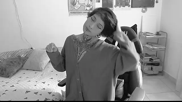  Apola 77 online show from February 2025 05:53:02 PM