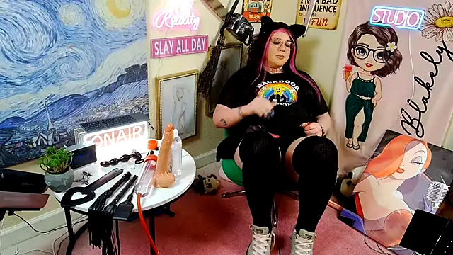 Blakelytgirl online show from April 2026 05:44:02 AM