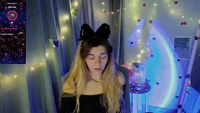 Sweet me  online show from February 2025 07:05:01 PM