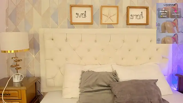 Snapshot of Valerith_Vega_ chatting on December 2025 12:00:02 PM Valerith Vega online show from December 2025 12:00:02 PM