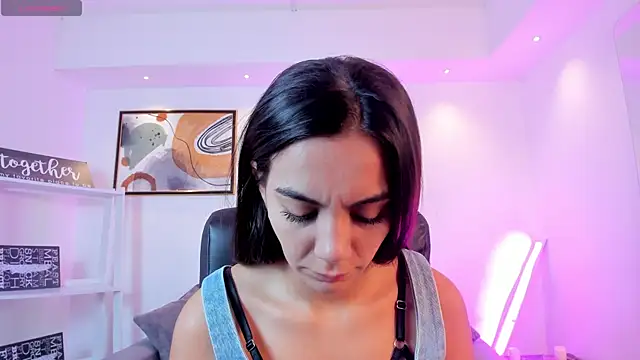Snapshot of martina_mancini chatting on June 2026 12:37:01 PM martina mancini online show from June 2026 12:37:01 PM
