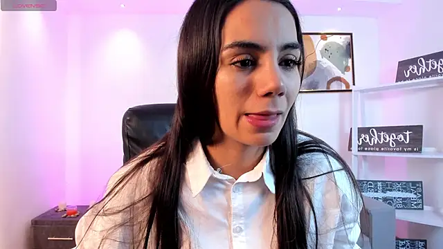 Snapshot of martina_mancini chatting on June 2026 11:27:01 AM martina mancini online show from June 2026 11:27:01 AM