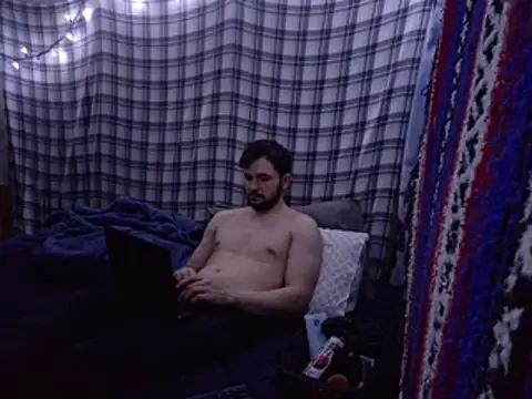 Snapshot of Mitchums chatting on January 2026 06:06:01 AM Mitchums online show from January 2026 06:06:01 AM