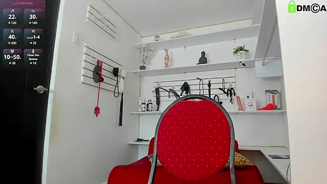 Alejandra Dunn online show from December 2024 01:12:02 PM