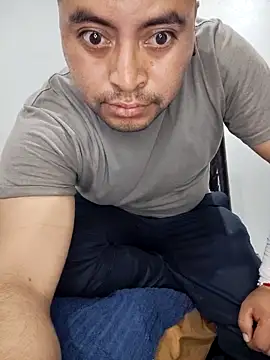 Snapshot of Potro23hotzen chatting on September 2025 10:31:01 PM Potro23hotzen online show from September 2025 10:31:01 PM